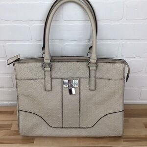 Guess ecru handbag contemporary luxury  purse big shoulder bag cream off white